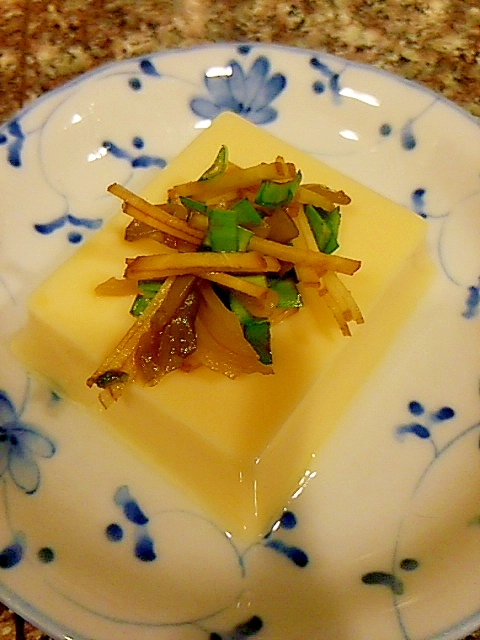 ザーサイと生姜の卵豆腐冷奴